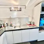 Grand Duplex - Chic & Confort - Vieux-port 2min A Pied - Climatisation - Wifi Gratuit