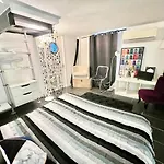 Grand Duplex - Chic & Confort - Vieux-port 2min A Pied - Climatisation - Wifi Gratuit Apartment La Rochelle (Charente-Maritime)