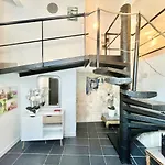 Grand Duplex - Chic & Confort - Vieux-port 2min A Pied - Climatisation - Wifi Gratuit Apartment La Rochelle (Charente-Maritime)