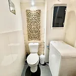 Grand Duplex - Chic & Confort - Vieux-port 2min A Pied - Climatisation - Wifi Gratuit Apartment La Rochelle (Charente-Maritime)