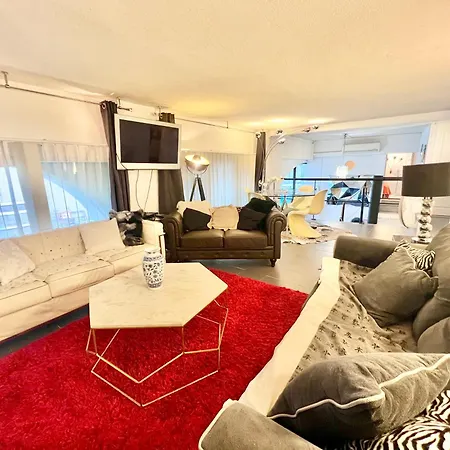 Grand Duplex - Chic&confort - Vieux-port 2min à Pied - Climatisation - Wifi Gratuit