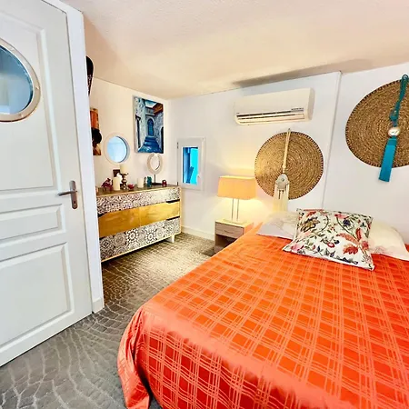 Grand Duplex - Chic&confort - Vieux-port 2min à Pied - Climatisation - Wifi Gratuit * La Rochelle (Charente-Maritime)